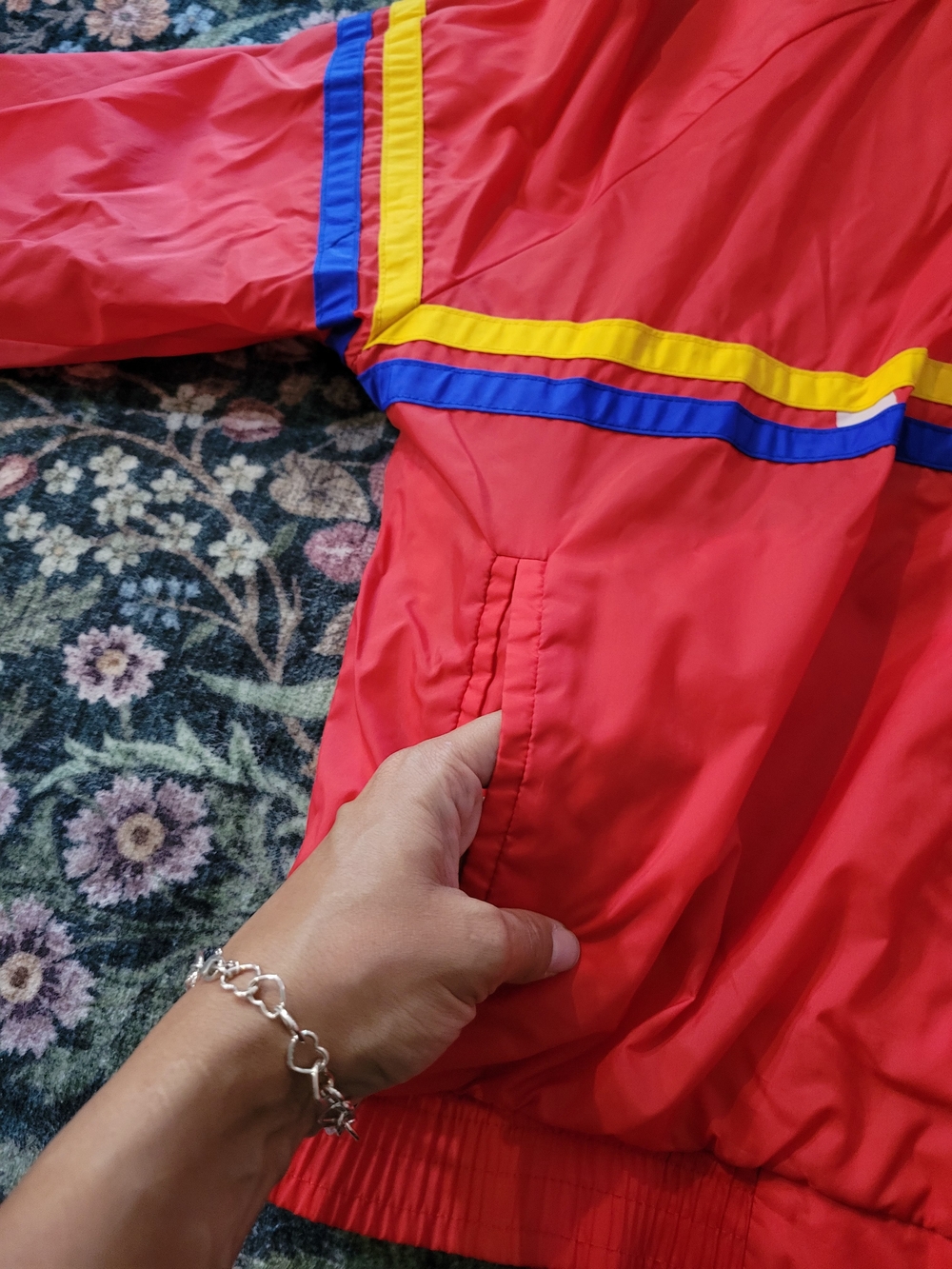 Colorblock Windbreaker - Picture 4 of 5